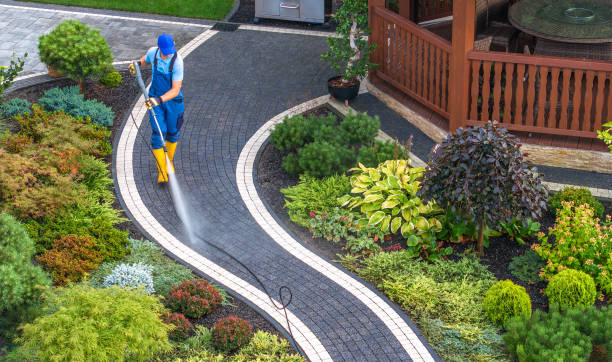 Best Garage Pressure Washing  in Houston, AK